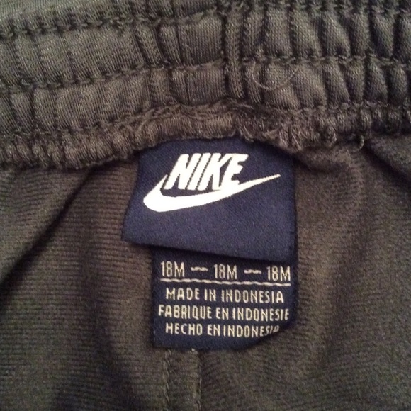 Nike athletic pants. Size 18M - Picture 3 of 4